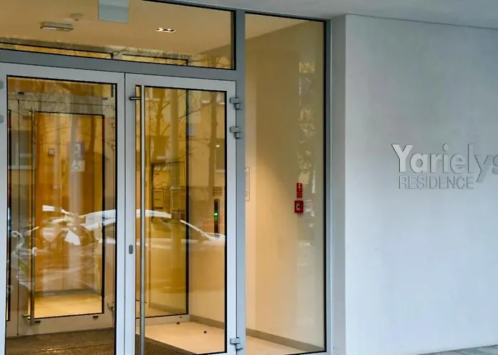 Centrum Yarielys * 格丁尼亚