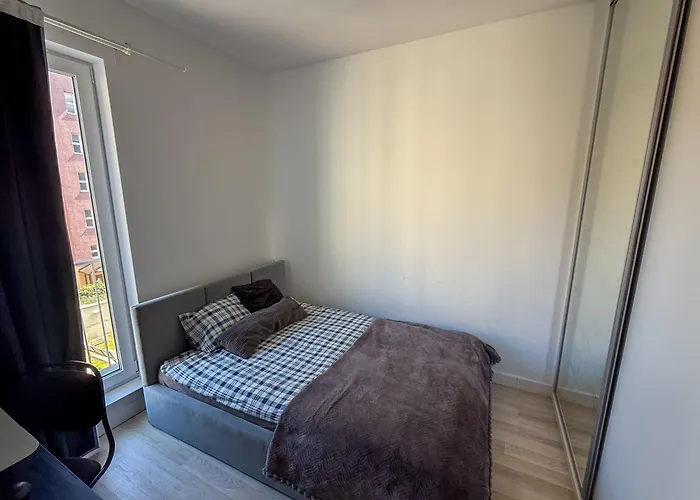 公寓 Centrum Yarielys